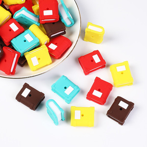 Cuentas de Silicona 3D con Diseño de Libros, Accesorios para Bisutería DIY, Cuentas Rectangulares Sueltas, Paquete a Granel - Product Image 1