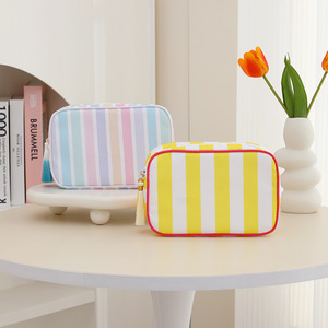 Striped <b>Large</b> Capacity Cosmetic Bag Portable Travel Toiletry Bag For Lipstick And Small Items Storage - Product Image 2