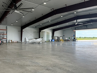 Hangar agricole métallique pour traitement du café et cacao — Structure galvanisée, ventilation tropicale optimisée, protection