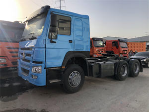 Camión Tractor Usado Sinotruk Euro2 Diésel 6X4 con Volante a la Izquierda, HOWO de 10 Ruedas, Capacidad de Carga de 21-30T, 371hp, Cámara Trasera de 360° - Product Image 5