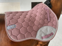 Tapis de selle équestre en coton respirant et antidérapant pour sports de plein air, doux pour la peau, vente chaude