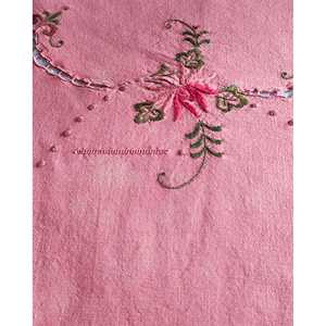 Nappe de mariage écologique Daniele F. Cotton avec broderie rose et serviettes teintées corail à motif carré pour hôtels et restaurants - Product Image 5