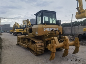 Bulldozer CAT D6G d'occasion, robuste, fabriqué au Japon, haute performance - Product Image 6