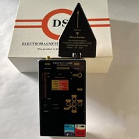 Détecteur-Chercheur Antiespion GSM 1206S de Signaux Sans Fil VHF/UHF pour Caméra Cachée et Traceur de Voiture