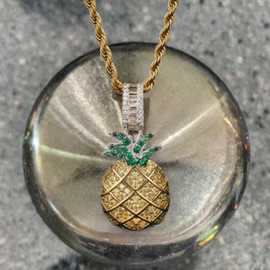 Collier pendentif en forme d'ananas en laiton plaqué argent, cadeau hip-hop pour homme, délicat, mignon, réaliste, feuille verte en zircon, fruit tropical - Product Image 3