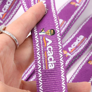 الحبل الأرجواني مع شعار طباعة الشاشة الحريرية وبطاقة الهوية المخصصة البلاستيكية - Product Image 3