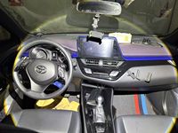 Toyota C-HR 2.0L 2020 CVT – SUV Compact Urbain Élégant d'Occasion avec Conduite Intelligente Avancée – Disponible en Stock (Conduite à Gauche)