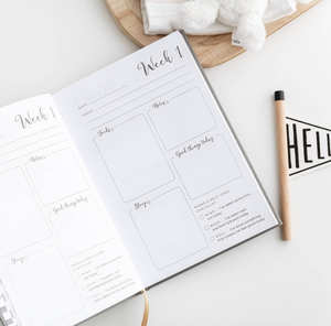 Personalized Hardcover Linen Keepsake My Pregnancy Journal <strong>Memory</strong> Book Baby Tracking Diary and New <strong>Mum</strong> <strong>Gift</strong> - Product Image 5