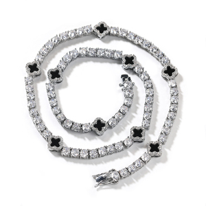 Moda blanco chapado en oro latón Cz trébol de cuatro hojas encanto joyería de moda Collar para mujeres niñas accesorios Cadena de tenis - Product Image 1