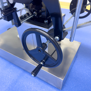 Mesa de Operaciones Manual Multifuncional con Capacidades para Cirugía Ortopédica para Uso Médico en Clínicas y Hospitales - Product Image 6