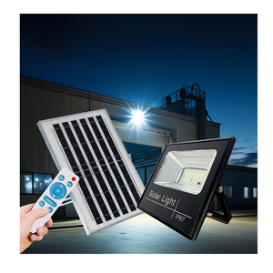 Luz de inundación solar de 50W Sensor de movimiento de atenuación automática Aleación de aluminio LED Control remoto IP65/IP66/IP67 Ángulo de haz nominal 110 - Product Image 1