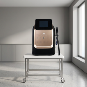 Épilateur laser à diode 808 nm haute puissance 1600 W, système de refroidissement cutané à 4 ondes, appareil professionnel pour l'épilation corporelle en salon - Product Image 1
