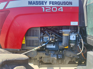 รถแทรกเตอร์มือสอง Massey Ferguson รุ่น MF <span class=keywords><strong>1204</strong></span> 120 แรงม้า สภาพดี ปีผลิต 2015 <span class=keywords><strong>2016</strong></span> 2017 - Product Image 6