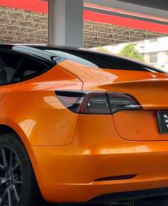 Pellicola <span class=keywords><strong>per</strong></span> Wrapping <span class=keywords><strong>Auto</strong></span> PET Arancione Brillante di Alta Qualità 1,52*17m <span class=keywords><strong>per</strong></span> Rotolo con Protezione UV Cambio Colore Anti-Graffio Wrapping <span class=keywords><strong>Auto</strong></span> di Lusso - Product Image 2