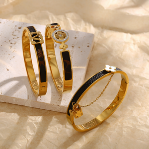Brazalete de Acero Inoxidable con Zirconia, Chapado en Oro de 18k, Diseño Inspirado en Marcas Famosas, Joyería Fina de Moda - Product Image 6