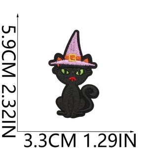 Offre Spéciale : Écussons thermocollants brodés sur le thème d'Halloween et de la Touche des Saints-Morts (Fantômes, Chauves-souris, Motifs de citrouilles) pour vêtements et chapeaux - Product Image 3