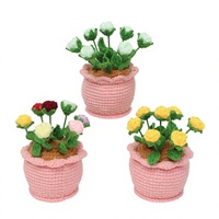 Petites fleurs de rose au crochet en fil de laine, arrangement en pot de fausses roses prêt à l'emploi pour décoration intérieure et cadeau de fêtes