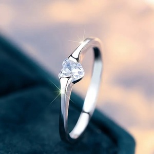 Anello a forma di cuore per donna, gioielli minimalisti alla moda - Product Image 6