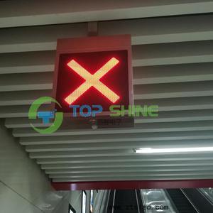 Croix-rouge vert flèche led panneau d'affichage signe haute façon métro station de métro a mené le panneau de guide léger - Product Image 4