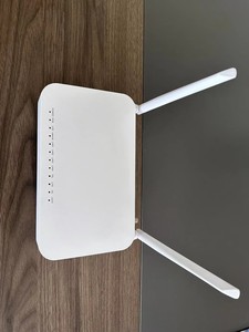 <span class=keywords><strong>Modem</strong></span> <span class=keywords><strong>fibre</strong></span> <span class=keywords><strong>optique</strong></span> Wi-Fi Jinglai Network F668V 4GE CATV à double bande 2.4G/5G pour FTTH GPON ONU 1POTS, vente chaude - Product Image 1