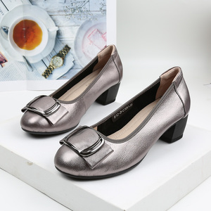 Luxe grande taille <span class=keywords><strong>chaussures</strong></span> décontractées pour femmes talons hauts semelles souples <span class=keywords><strong>pieds</strong></span> nus <span class=keywords><strong>en</strong></span> <span class=keywords><strong>cuir</strong></span> véritable mode tendance couleur métal Durable - Product Image 2