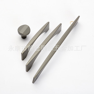 Poignée de meuble en alliage de zinc noir mat, forme barre, design minimaliste, accessoire de quincaillerie durable - Product Image 3
