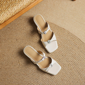 Sandales plates en cuir pour femmes, style nouveau, bout carré, plateforme simple, tendance et polyvalentes, faciles à enfiler. - Product Image 1