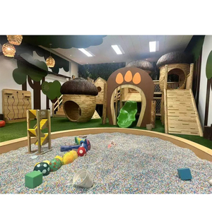 Equipo de Juegos Interior para Niños, No Tóxico y Suave, con Paredes de Escalada Interactivas y Juegos de Movimiento - Product Image 1