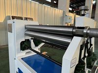 Machine à cintrer mécanique portable asymétrique de 550 mm de large avec engrenage de pré-cintrage pour aluminium, acier inoxydable, acier au carbone ESR-3x550 3