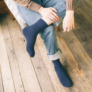 <span class=keywords><strong>Chaussettes</strong></span> en <span class=keywords><strong>laine</strong></span> d'hiver plus chaudes pour femmes, vente en gros, <span class=keywords><strong>chaussettes</strong></span> unies <span class=keywords><strong>fantaisie</strong></span>, <span class=keywords><strong>chaussettes</strong></span> plus épaisses pour le sol, prix de gros - Product Image 3