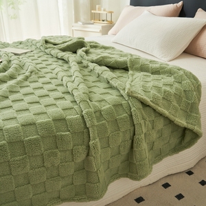 Chine usine 100% polyester différentes couleurs super doux flanelle taffel polaire couverture chaude jeter des couvertures pour l'hiver - Product Image 4