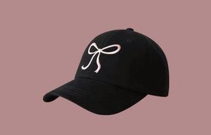 Casquette de baseball personnalisée à motif lettres, broderie nœud, 6 panneaux, décontractée, pour l'extérieur, en tissu commun 100% coton, avec détails métalliques, vente en gros - Product Image 3