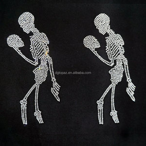 Elegante calavera hierro en diamantes de imitación diseño Transferencia de Calor cristal calavera motivo hierro para ropa de calle - Product Image 5
