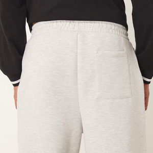 Nuovi <span class=keywords><strong>Pantaloni</strong></span> da Uomo Personalizzati all'Ingrosso, Jogger Super <span class=keywords><strong>Larghi</strong></span> in Tessuto Stile Scuba Grigio, <span class=keywords><strong>Pantaloni</strong></span> Sportivi per Uomo - Product Image 3