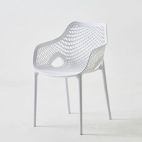 Chaises de salle à manger empilables à dossier haut en plastique à prix d'usine pour appartement, salon, bureau à domicile, usage extérieur et de loisirs