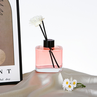 Diffuseur d'aromathérapie en verre extravagant de 50 ml avec bouchon à vis, design transparent givré noir