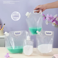 Sac d'emballage portable à bec verseur de grand diamètre pour liquide de lavage avec poignée