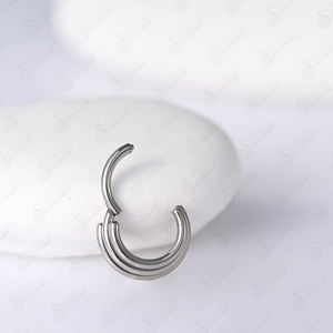 Clips de septum en titane G23 avec design à trois niveaux trapézoïdaux pour femmes et hommes, bijoux de piercing nasal hypoallergéniques - Product Image 5
