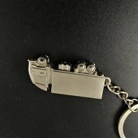 Porte-clés modèle mini camion de fret, idéal pour les cadeaux d'entreprise des sociétés de logistique et les souvenirs pour les livreurs.