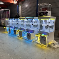 Machine à griffes en métal personnalisée, format mini, pour la capture de petits prix et jouets, pour un jeu amusant, également adaptée aux petites poupées