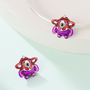 Perle de base intégrée en gros, style Alien Monster, rouge métallisé en haut, violet en bas, émail, grand œil encadré d'argent, petit œil - Product Image 5