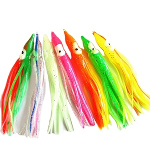 TAIGEK Sea Fishing Saltwater Tackle Soft Plastic 15cm Bait Squid Skirt Lure