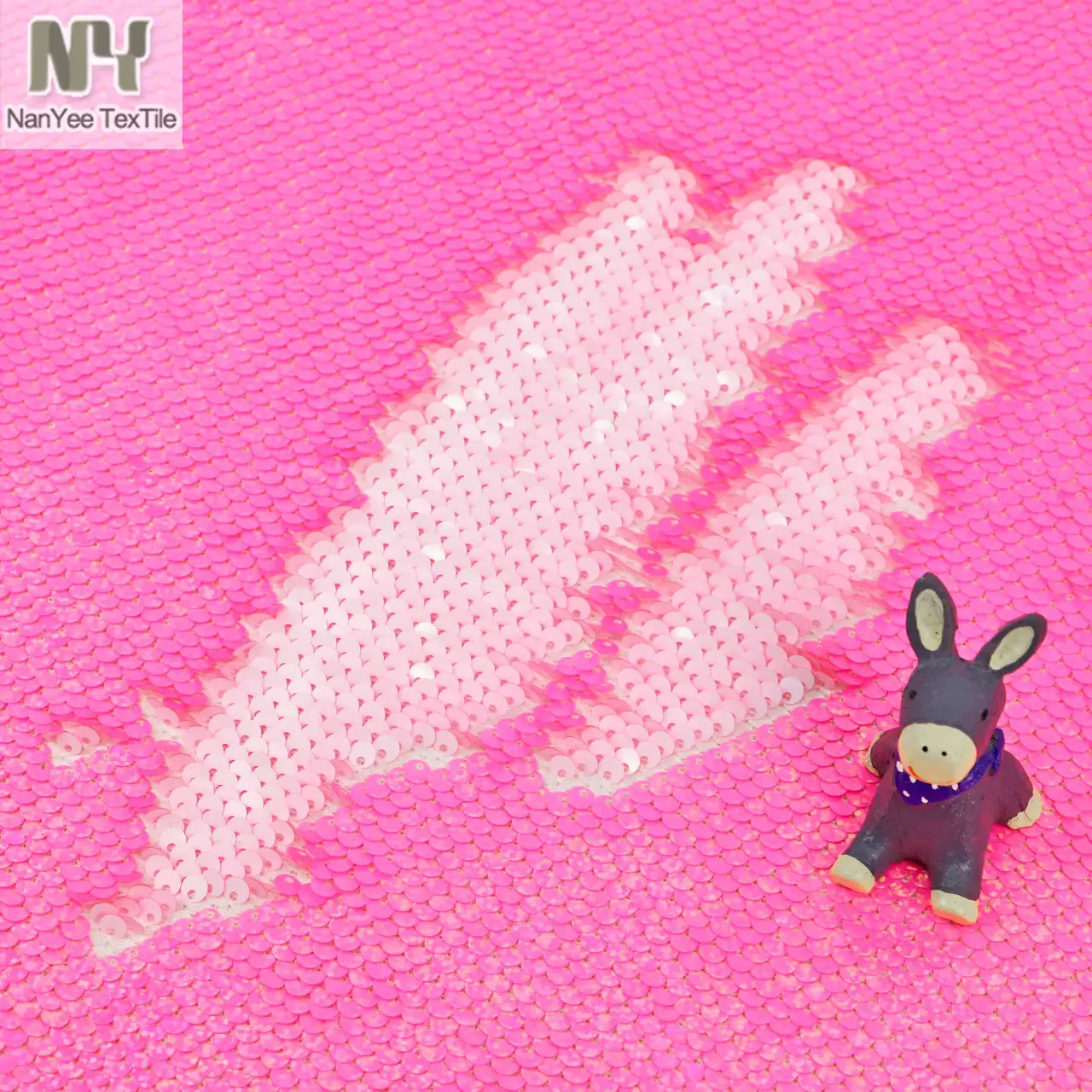 Nanyee Textile Fish Scale Baby Pink Hologram Sequin Fabric