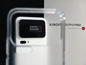 สมาร์ทโฟน Xiaomi 18 Pro Max 5G รุ่นใหม่ปี 2026 พร้อม Snapdragon 8 Gen6 Ultra กล้องคู่ Leica ปรับแต่งพิเศษ 200MP หน้าจอป้องกันความเป็นส่วนตัว ขนาด 6.9 นิ้ว - Product Image 3