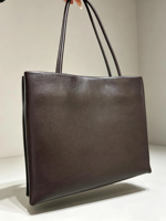 Petit sac à main en cuir d'agneau véritable | Sac fourre-tout minimaliste pour le travail | Sac de poitrine pour femme | Sac à main de luxe pour femmes | Sac à main décontracté