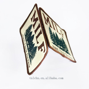 Étiquette de vêtement personnalisée de haute qualité Logo de marque privée patchs de vêtements pour vêtements - Product Image 3