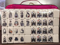 Jeu de Mahjong Américain Gothique en Porcelaine Bleue et Blanche avec 160 Pièces, Motifs Squelette Victorien, Tuiles Crâne et Rose d'Halloween, Idéal pour Cadeau, OEM ODM
