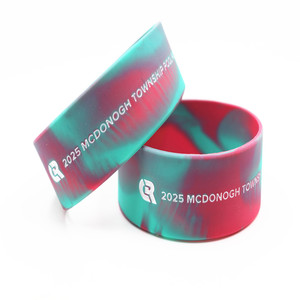 Vente en gros de bracelets en silicone noir de 1 pouce Libérez votre bascule intérieure avec des bracelets promotionnels Arctic Monkeys - Product Image 3