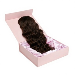 Caja de regalo para pelucas de cartón, con cinta y forro de satén, personalizable según la demanda - Product Image 1