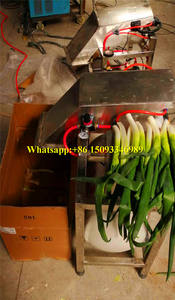 Machine de nettoyage commerciale pour oignons verts / Machine pneumatique pour éplucher les ciboules, les poireaux / Machine à enlever la boue des pousses d'ail et des oignons verts - Product Image 3